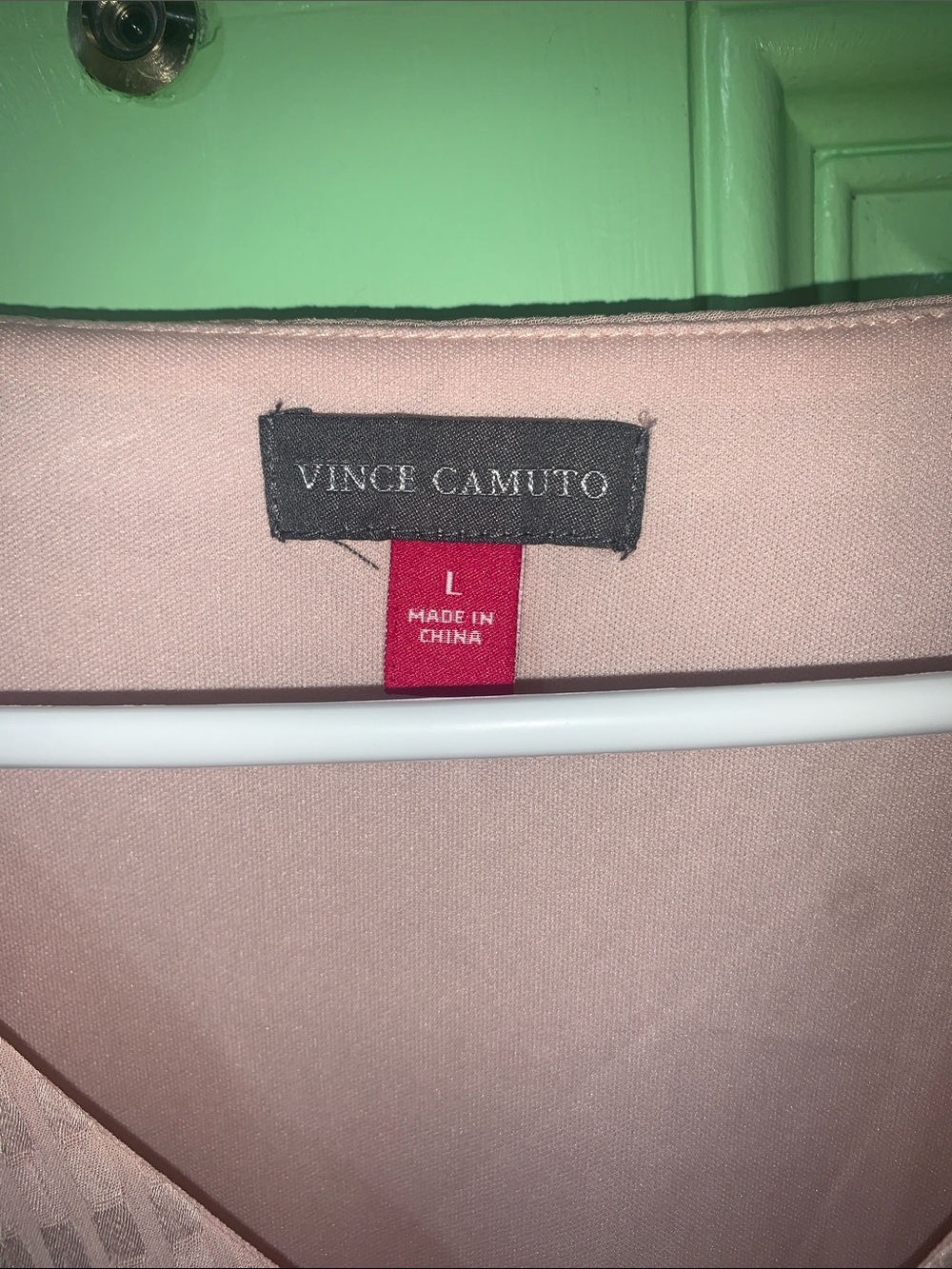 Vince Camuto NWT Pink Shirt - Women’s size Large - Picture 3 of 4